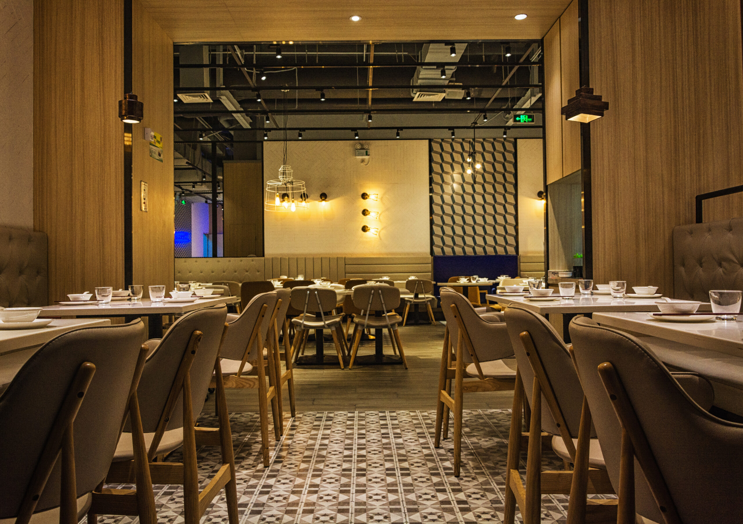 How to Start a Restaurant Business in Dubai